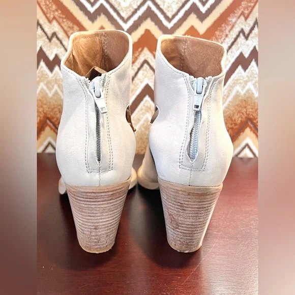 Free People Suede Leather Cutout Ankle Boots Size 9.5 Western Coastal Cowgirl - Picture 7 of 16